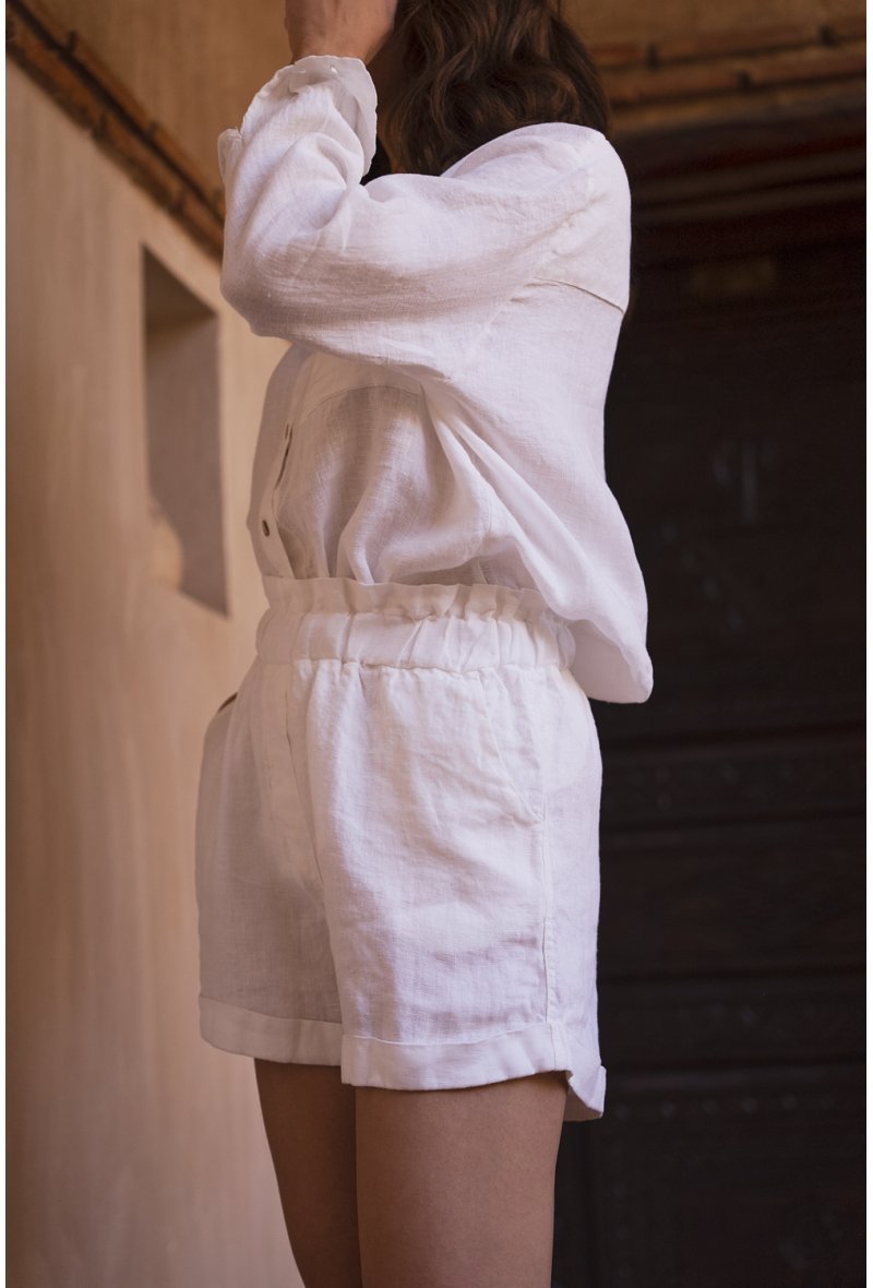 Linen shorts